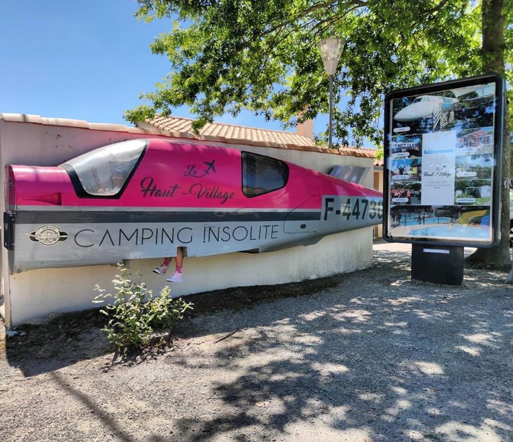 Camping Insolite Le Haut Village Saint-Michel-Chef-Chef Exterior photo